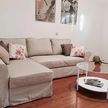 Petiva House