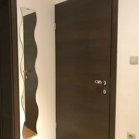 Petiva House Apartamento Banjol
