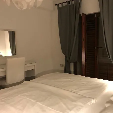 Petiva House * Banjol
