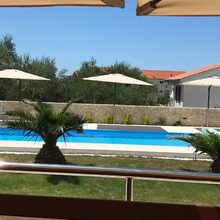 Appartement Petiva House *